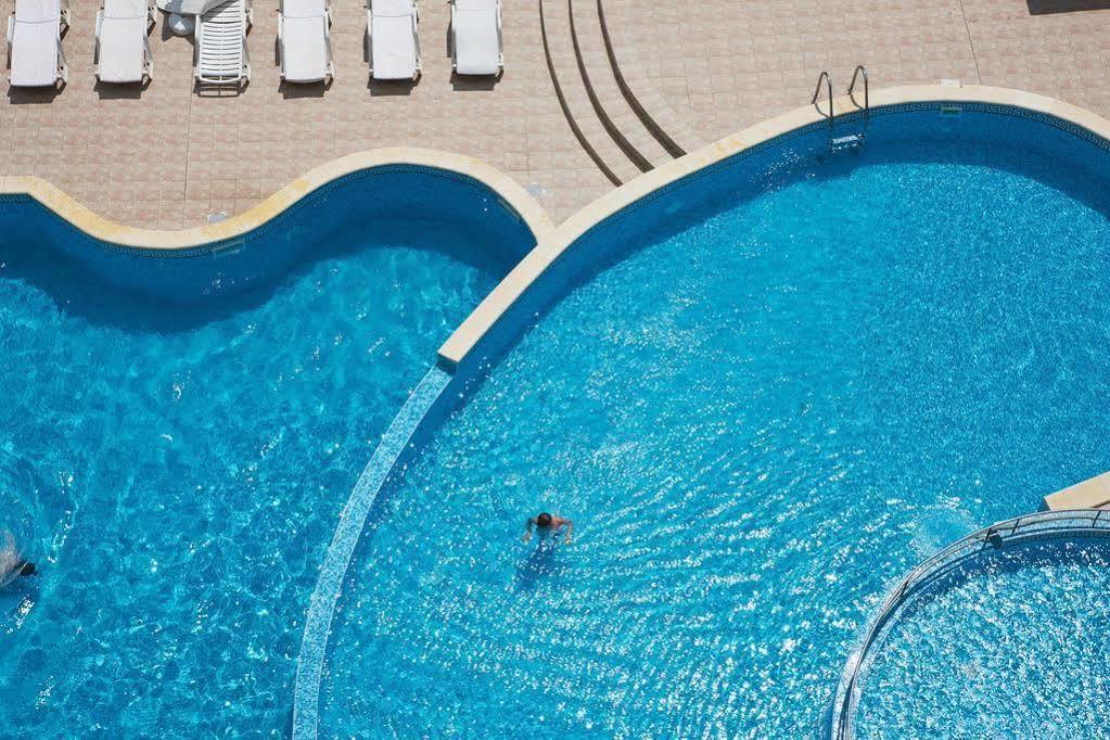 Hotel Yantra サニービーチ エクステリア 写真