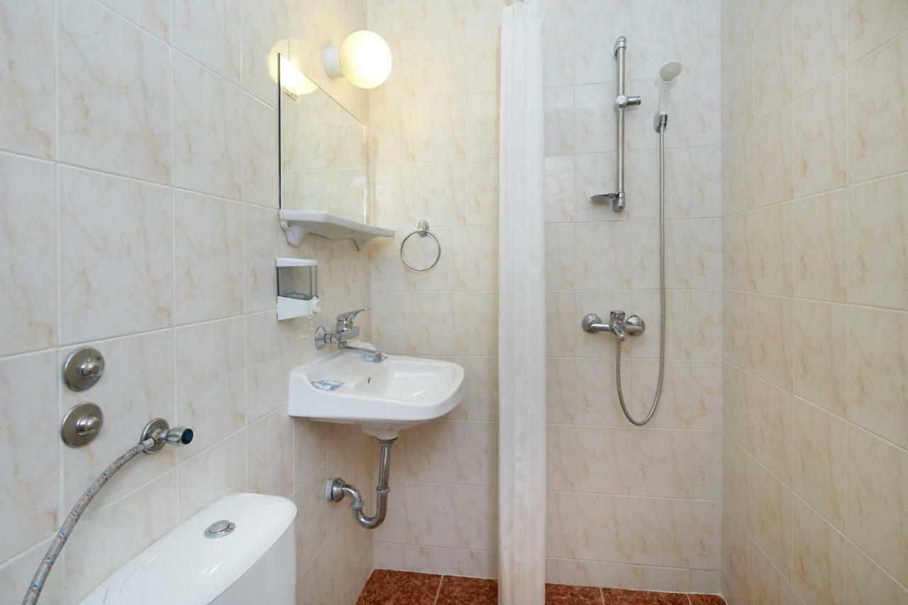 Hotel Yantra サニービーチ エクステリア 写真